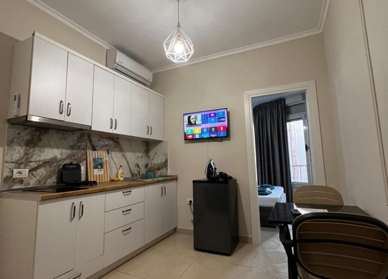 Apartment 106 ドゥラス